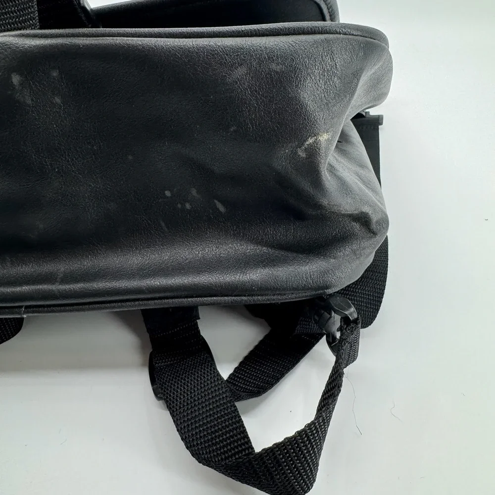 Leeds Messenger Bag Black Convertible Backpack Laptop Shoulder Bag ASQ Promo